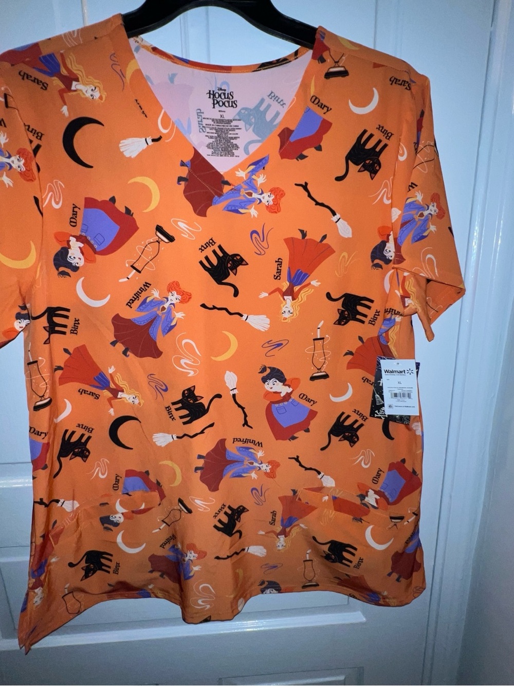 Disney Orange Short Sleeve Hocus Pocus Print scrubs nurse XL